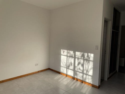 Imagen 15 de 26 de Venta- Ph - 4 Ambientes- Villa Urquiza- Cochera Patio