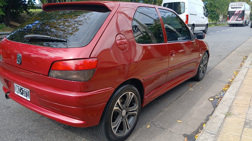 Peugeot 306
