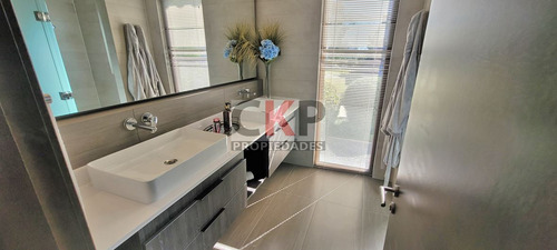 Casa Estilo Chilena En Condominio