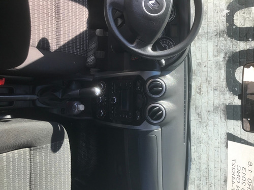 Sandero Expression 1.6 Con Gnc