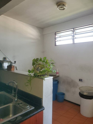 Imagen 12 de 14 de Vendo Casa Con Local Comercial