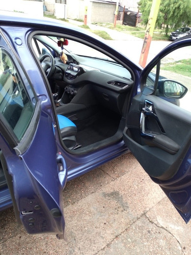 Peugeot 208 1.2 Frances