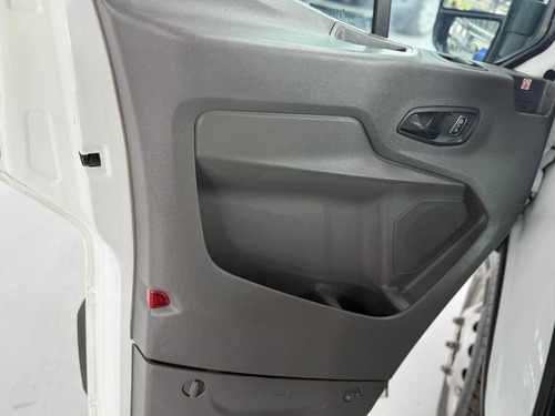 Ford Transit 2021