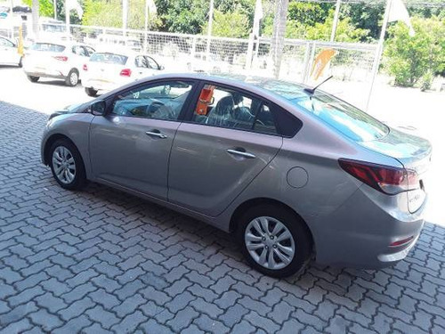 Imagem 6 de 9 de Hyundai Hb20s 1.6 Comfort Plus 16v Flex 4p Automático