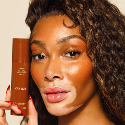 Crema Hidratante Cay Skin Isle Glow Spf 45, 45 Ml, Con Musgo