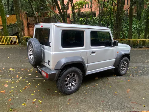 Suzuki Jimny Gl