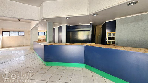 Local Comercial En Arriendo En Providencia