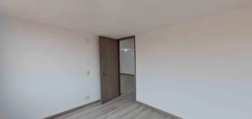 Apartamento Para Venta En Los Laureles (15913144230).