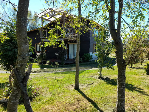 Imagen 26 de 30 de Casa En Parcela Con Cabaña