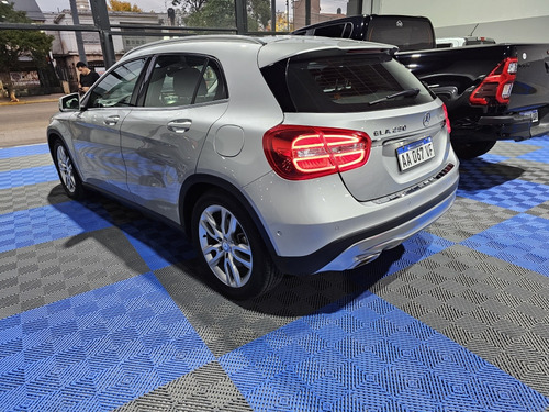 Mercedes-Benz Clase GLA 1.6 Gla250 At Sport B.efficiency