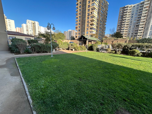 Metro Departamental- Primera Av. 1336; 2d+1b+1est+bod; Codjc