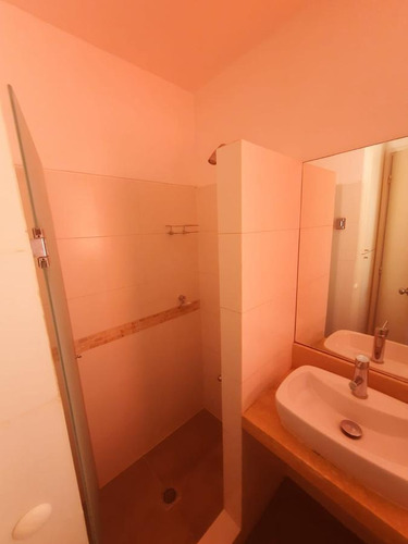 Apartamento Totalmente Amoblado De 1 Dorm- Parque Rodo