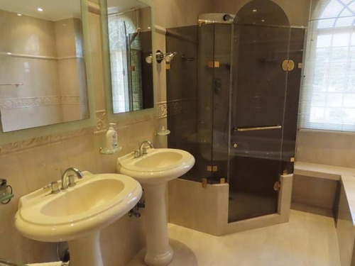 Imagen 10 de 14 de En Venta Casa En Macaracuay Mls #22-1374 R A H Pablo V