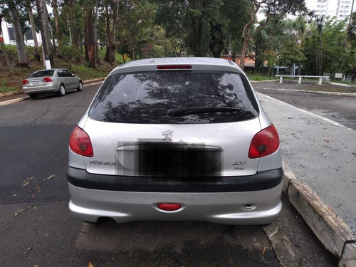 Peugeot 206 2008 1.4 Presence Flex 5p