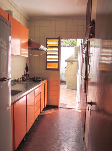 Imagen 10 de 30 de Venta Moron Centro Duplex 5 Amb Patio Y Parrilla