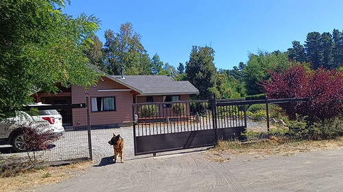 Parcela Con Excelente Casa, En Pucón