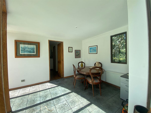 Casa En Venta En Parcela Chicureo Central 5d Más Serv.