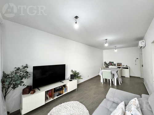 Venta Departamento 4 Ambientes En Flores Con Cochera Pileta