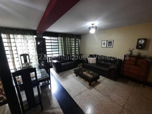 Imagen 2 de 15 de Casa En Venta Chuao 23-4748 Wolfgang Liaz 0414-132-24-22 0412-582-01-12