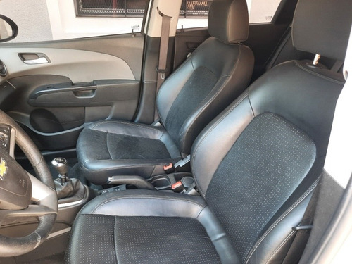 Imagen 12 de 18 de Chevrolet Sonic 2016 1.6 Ltz 5 P