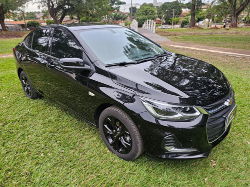 Chevrolet Onix plus 1.0 Lt 4p