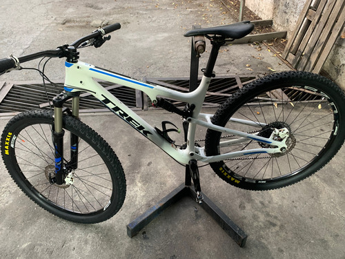 Bicicleta 29 Trek Superfly 9.7sl 