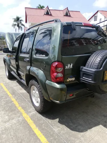 Poderosa Jeep Cherokee Sport 2007 Automática 4x4
