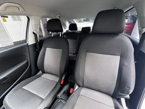 Volkswagen Vento 1.6 Startline Mt