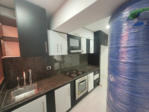 Imagen 7 de 19 de Apartamento En Venta En Urb El Centro Av Bermudez 04121994409