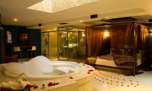 Hotel Aladdin Caracas En Venta: Exclusividad Y Elegancia En El Distrito Financiero Alfonso 24-21265