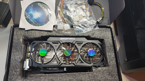 Imagen 4 de 5 de Tarjeta De Video Gigabyte Gtx 760 Windforce 3xoc 4gb Gráfica