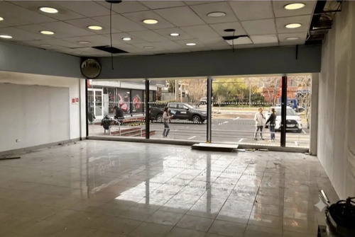 Arriendo | Local Comercial Strip Center Vitacura