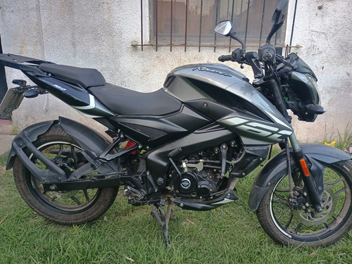 Rouser Ns 160, Año 2023. 3800km