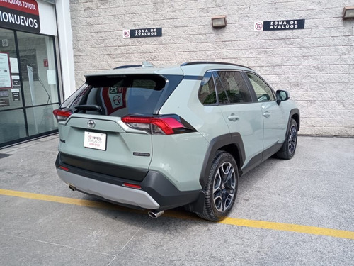Imagen 5 de 15 de Toyota Rav4 2019 2.5 Adventure At
