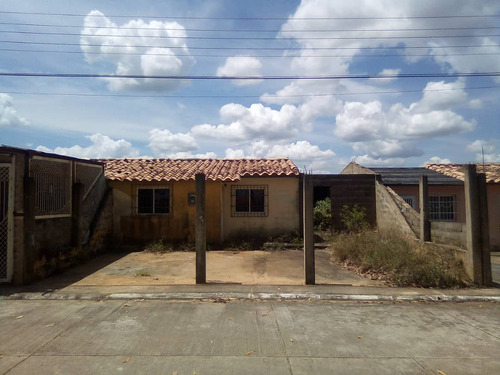 Se Vende Casa En Urb. Juana La Avanzadora Ve02-009zi-mlm 