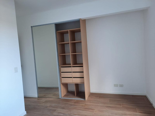 Imagen 19 de 30 de Alquiler Departamento 4 Ambientes Con Dependencia Al Rio En Barrio Puerto Escondido Nordelta