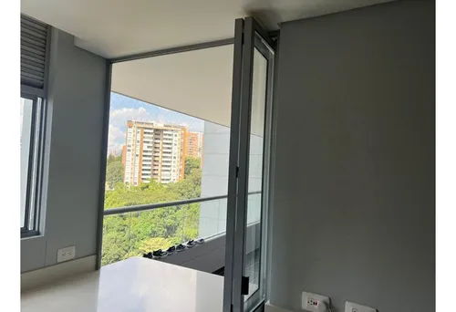Apartamento En Venta En Envigado Sector Los Mesa