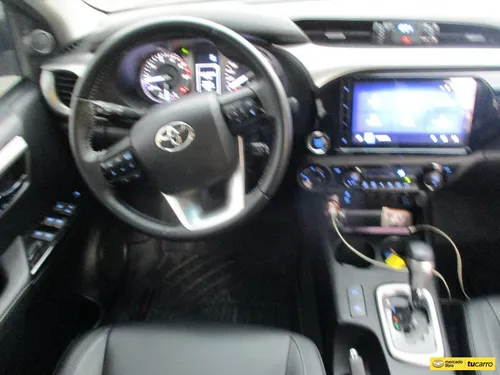 Toyota Hilux 4x4 2.4 At Aa