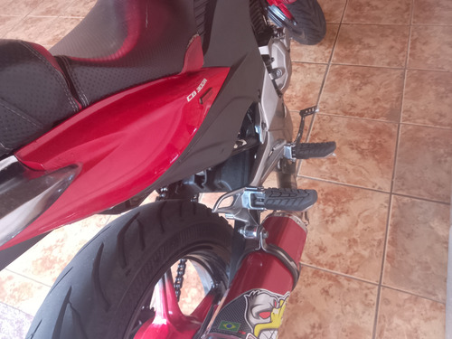 Cb300r Vermelha