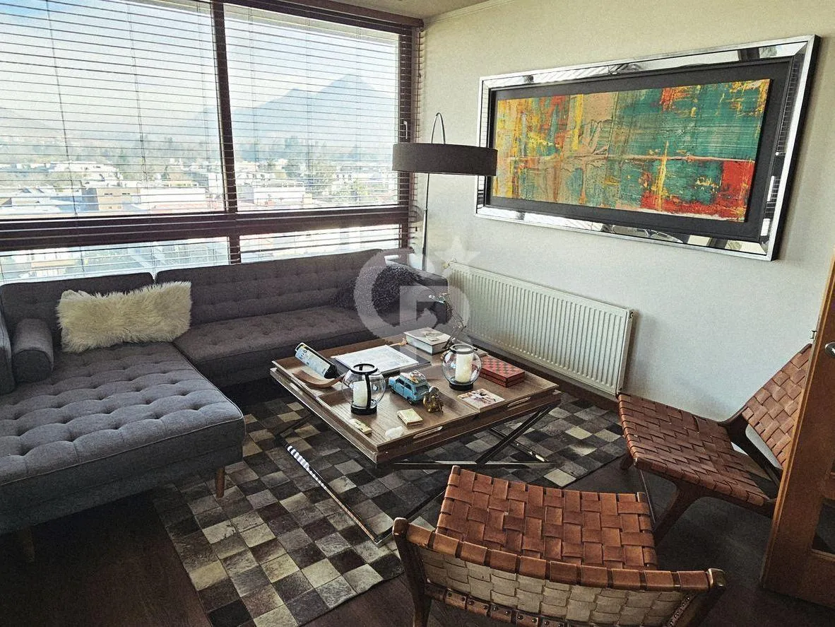 Imagen 3 de 15 de Penthouse Moderno Con Rooftop Y Vistas Despejadas