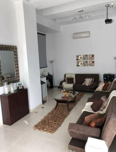 Departamento En Venta En Playa Mansa