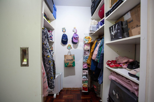 Imagen 28 de 30 de Casa 4 Dorm. Venta Malvin Barbacoa Cerrada Fondo