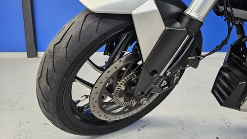Dominar 400 Bajaj