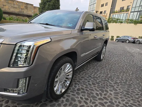 Cadillac Escalade 6.2 Plinum 4x4 At