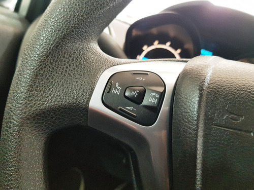 Ford Fiesta 1.6 SE HATCH 16V FLEX 4P POWERSHIFT