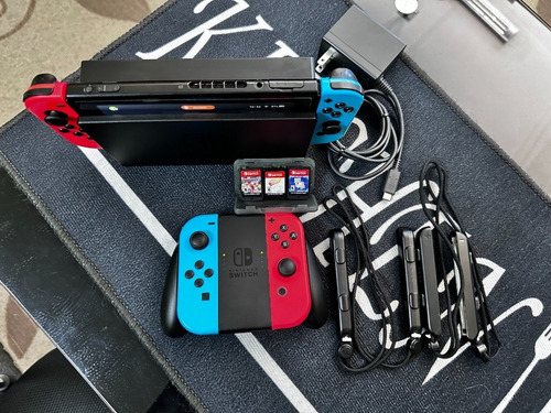 Nintendo Switch 32gb + 4 Joy-con + Ringfit + Juegos + Extra (Usado)