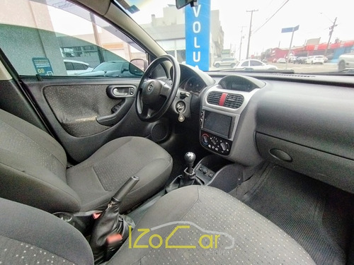 Chevrolet Corsa 1.4 MPFI PREMIUM SEDAN 8V FLEX 4P MANUAL