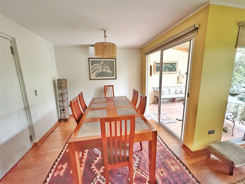 Casa En Arriendo De 4 Dorm. En Huechuraba