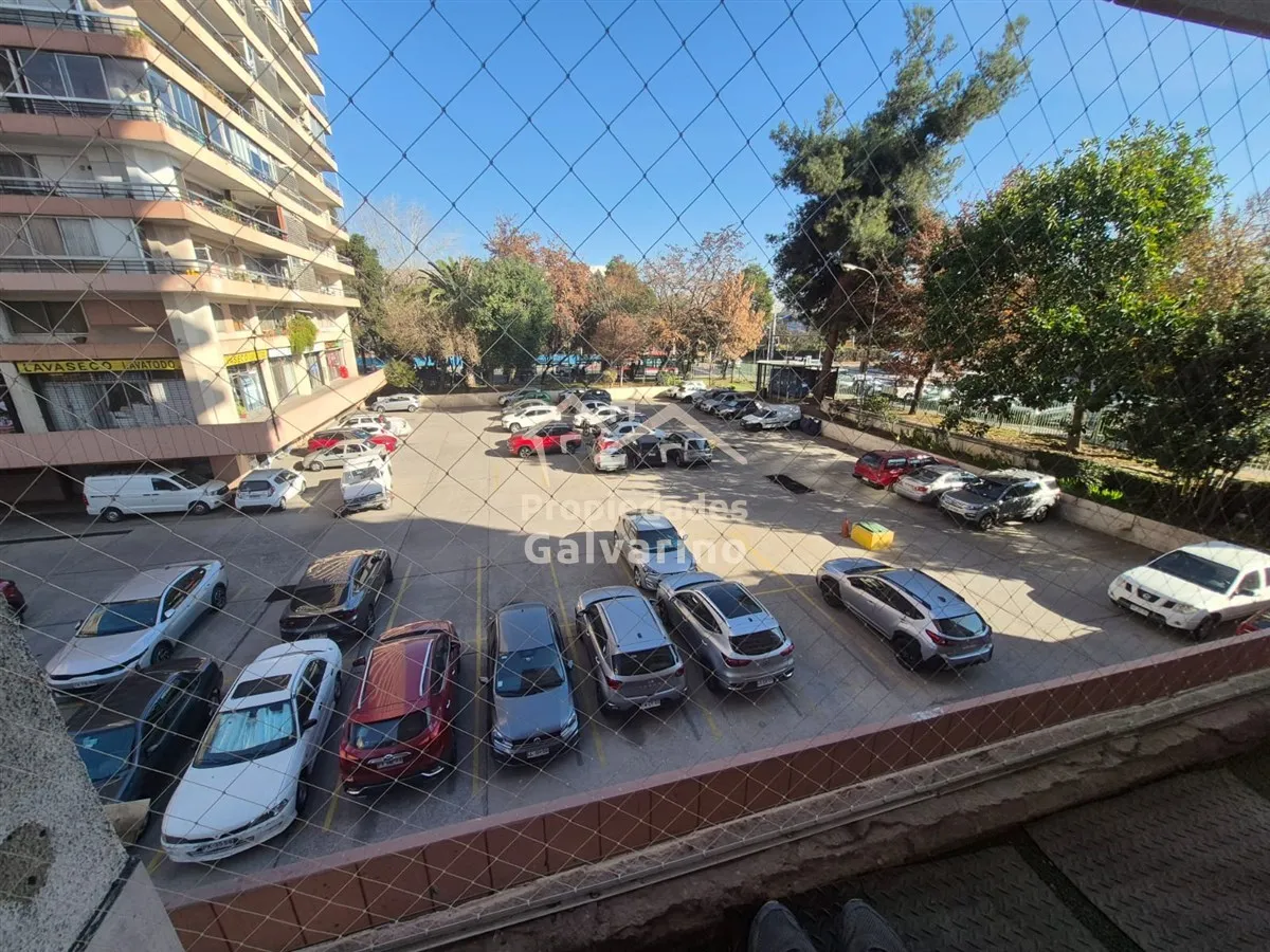 Imagen 2 de 20 de Departamento En Venta De 3 Dorm.2baños En Las Condes