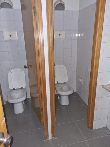 Imagen 10 de 11 de Oficina- Misiones Y Cerrito, 220 M2 , Planta Llana !!